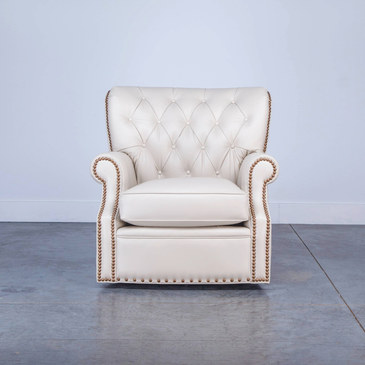 IVIS SWIVEL CHAIR