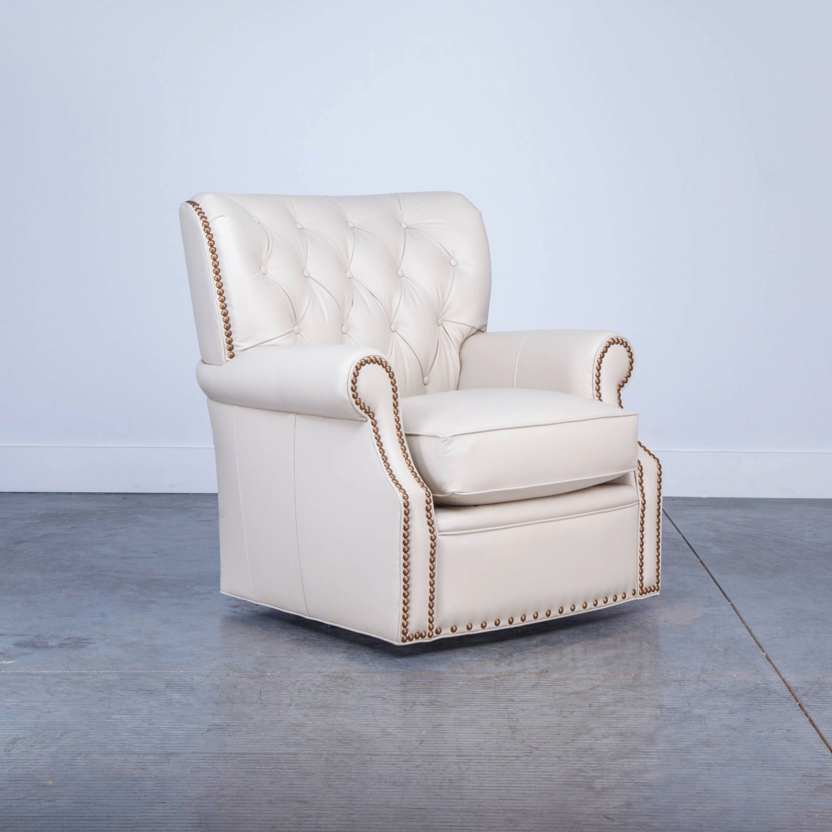 IVIS SWIVEL CHAIR