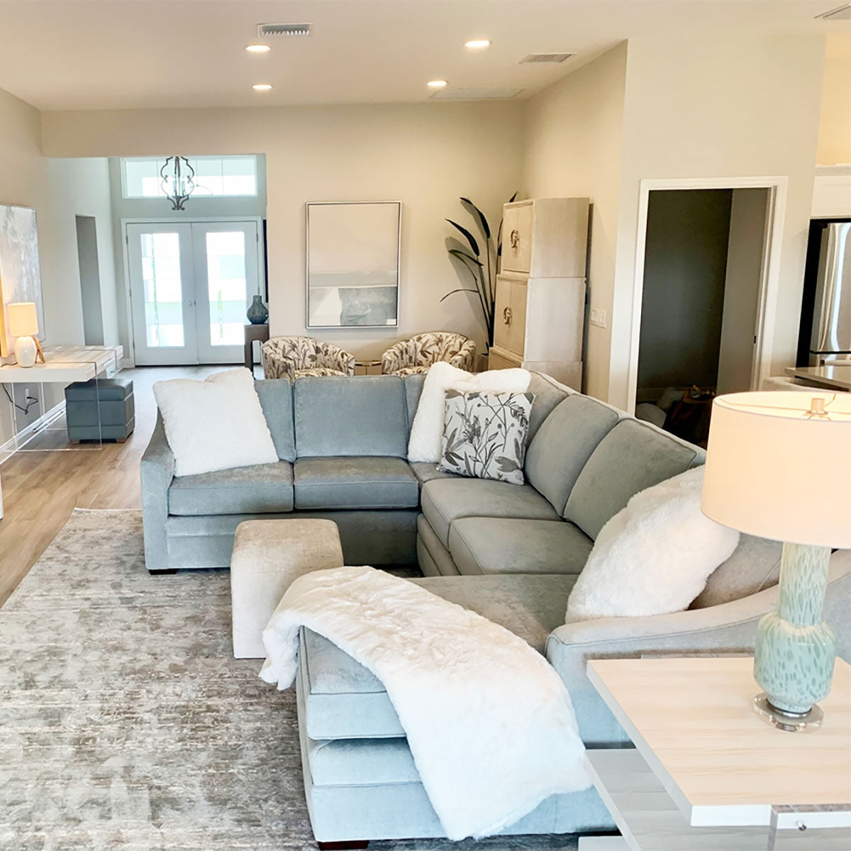 THOMAS 3 PIECE SECTIONAL W/CHAISE