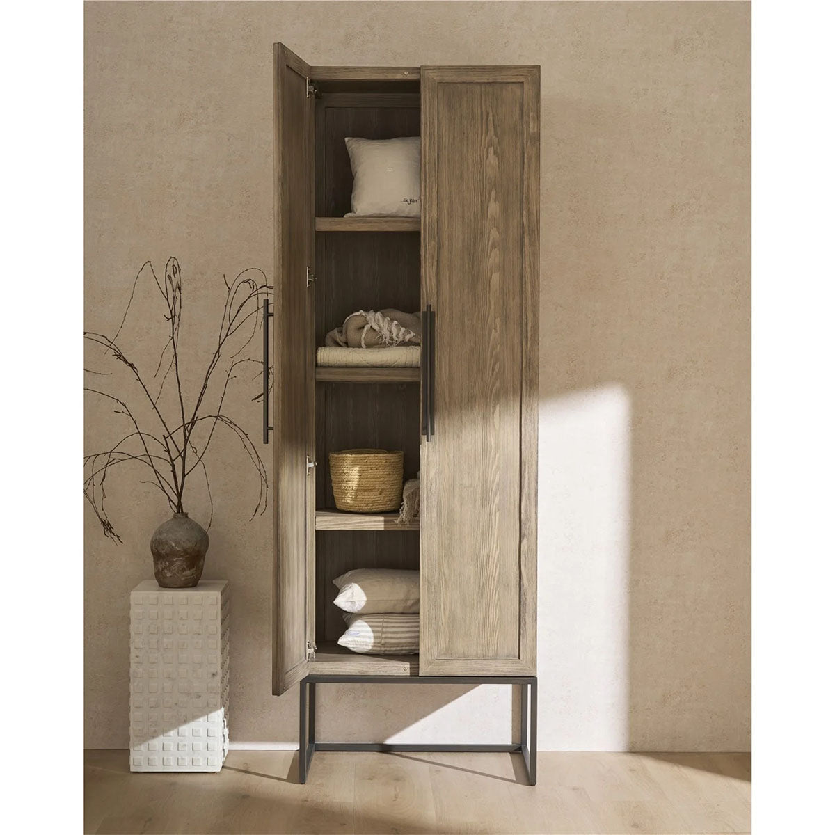 BOULDER UTILITY CABINET