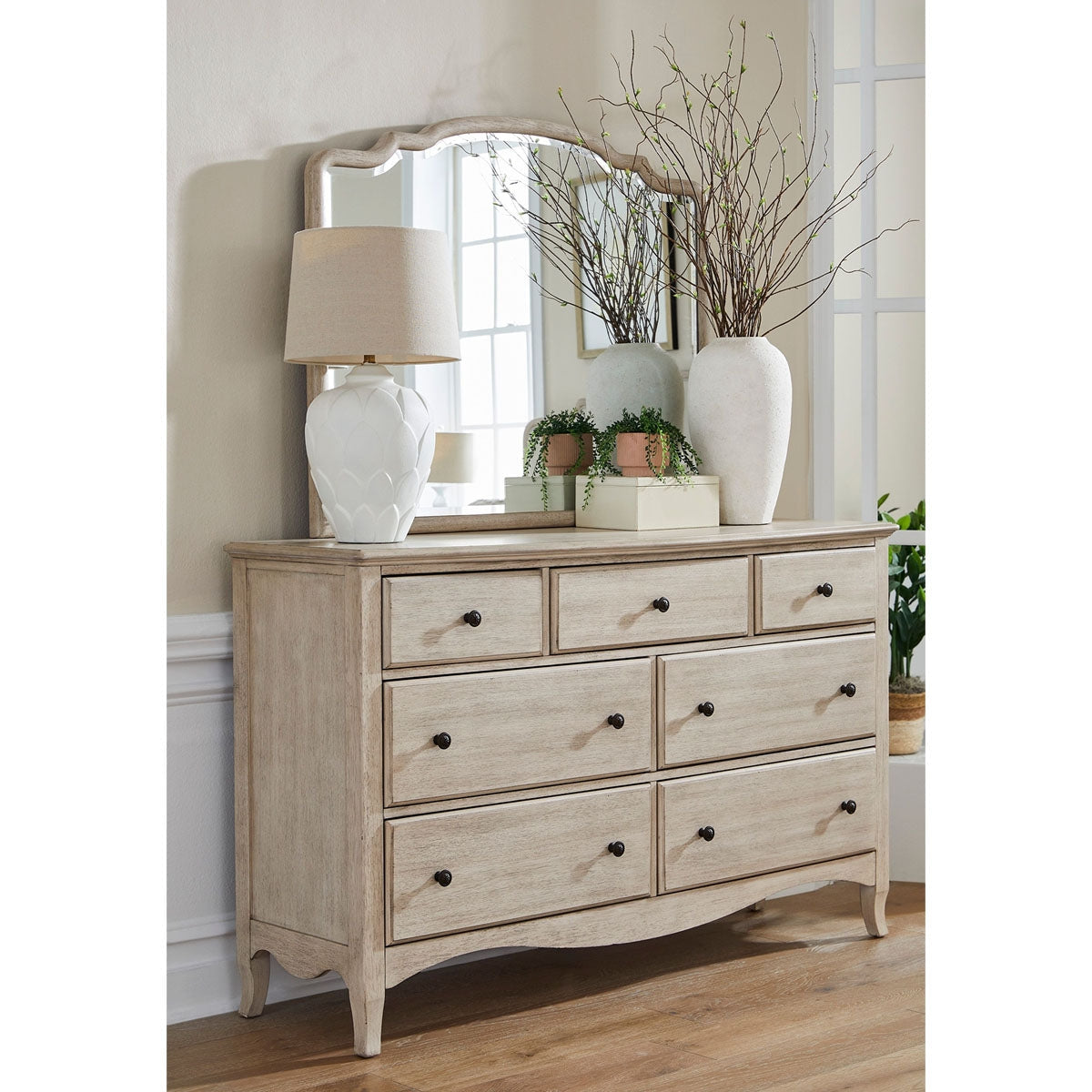 PROVENCE LINEN DRESSER