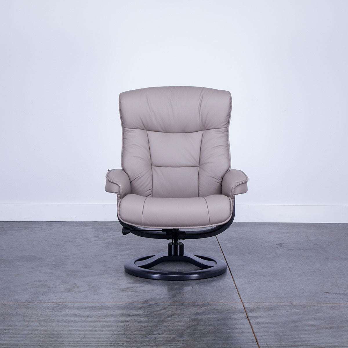 BERGEN (R QS) LARGE RECLINER AND OTTOMAN IN FOG