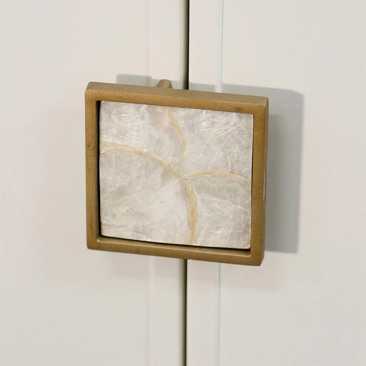 WHITAKER 4DR CABINET