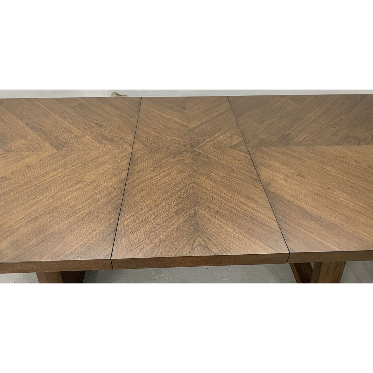 DELIA RECT DINING TABLE