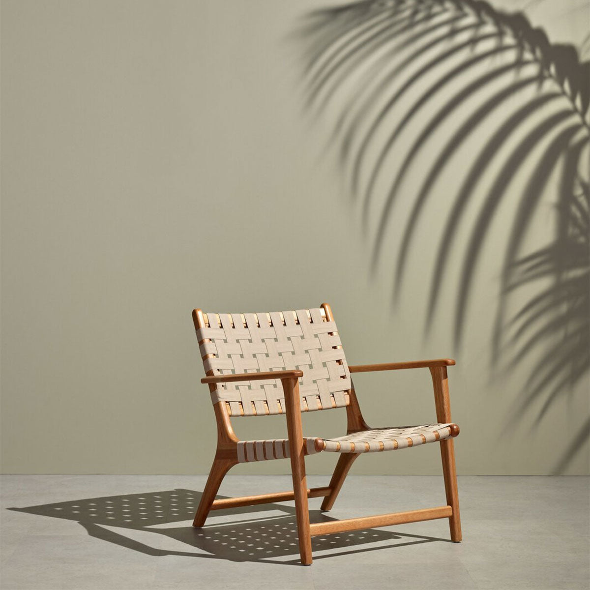 JEVON OUTDOOR CHAIR IN AUBURN