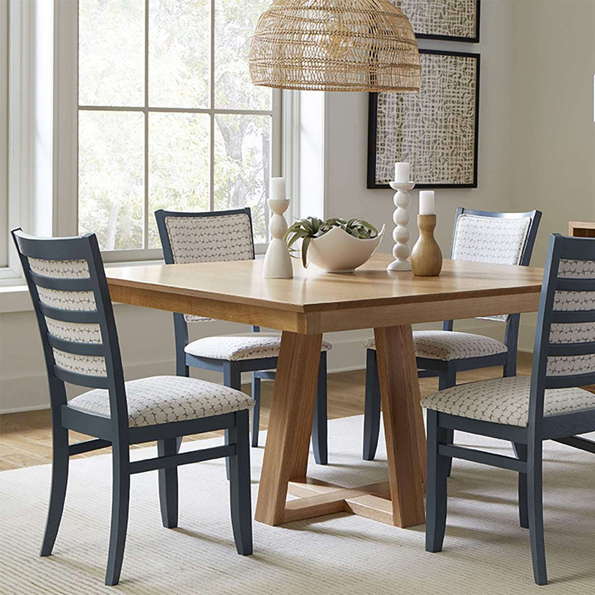 SOLON 54" MAPLE SQ SET W/BL CHAIRS