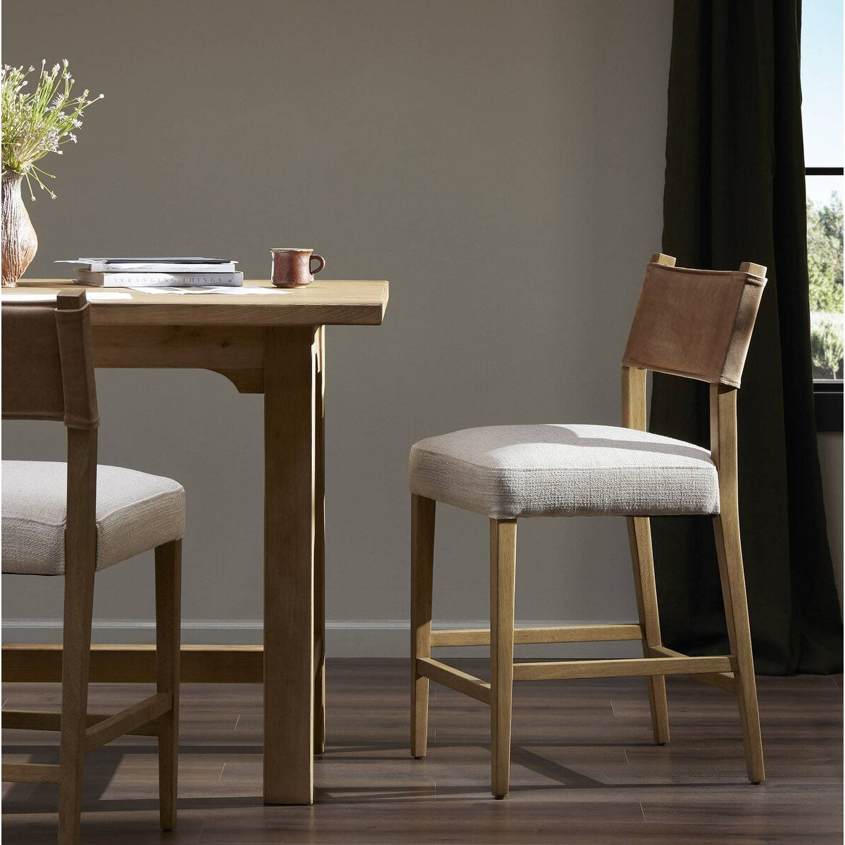 FERRIS COUNTER STOOL W/ BEIGE