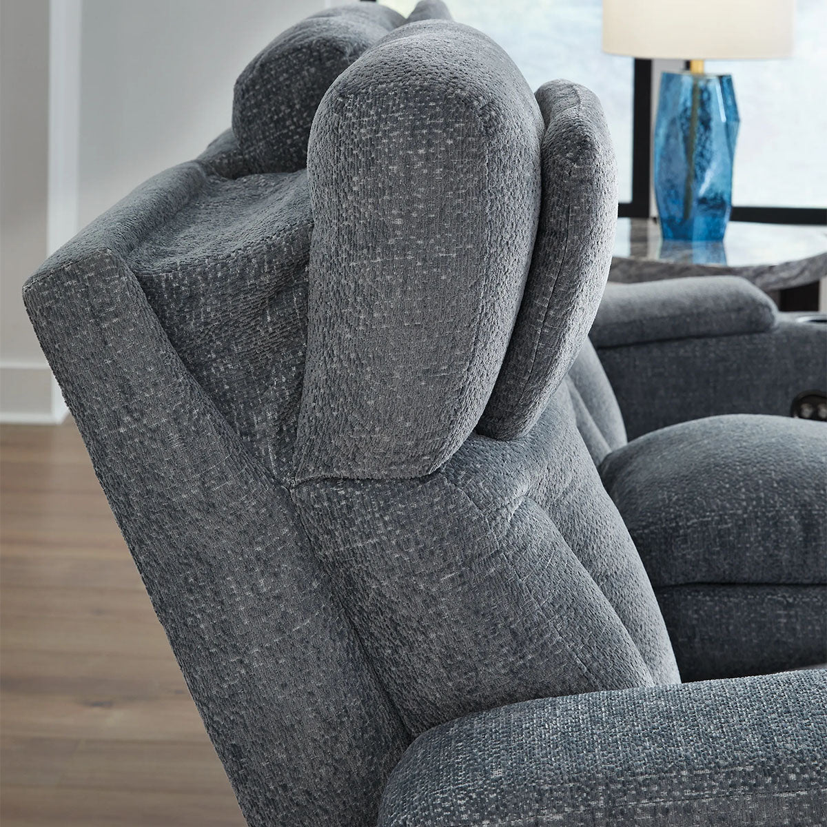 STUDIO CAVE NUVELLA LOVESEAT W/ CONSOLE