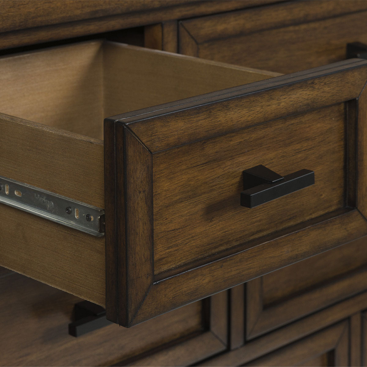 TAFFENBROOK DRESSER
