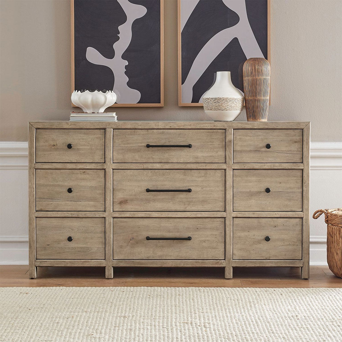 PROXIMITY DRESSER