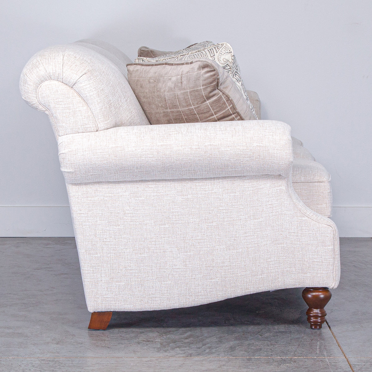 DRAYTON SOFA W/FRAME KIT