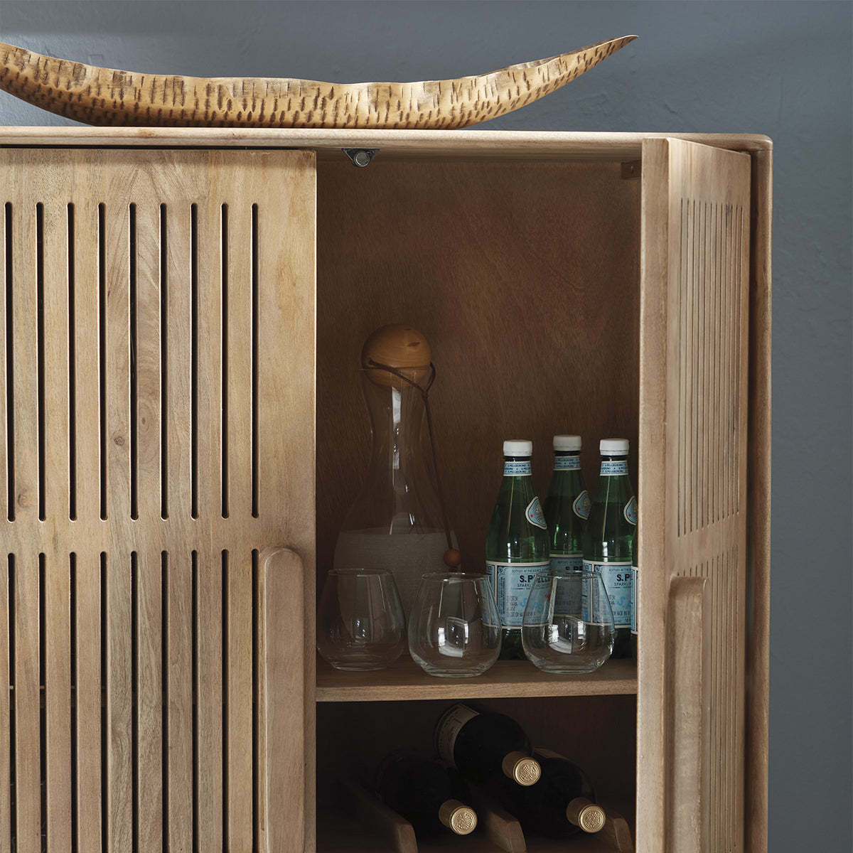 PELLAMOUR BAR CABINET