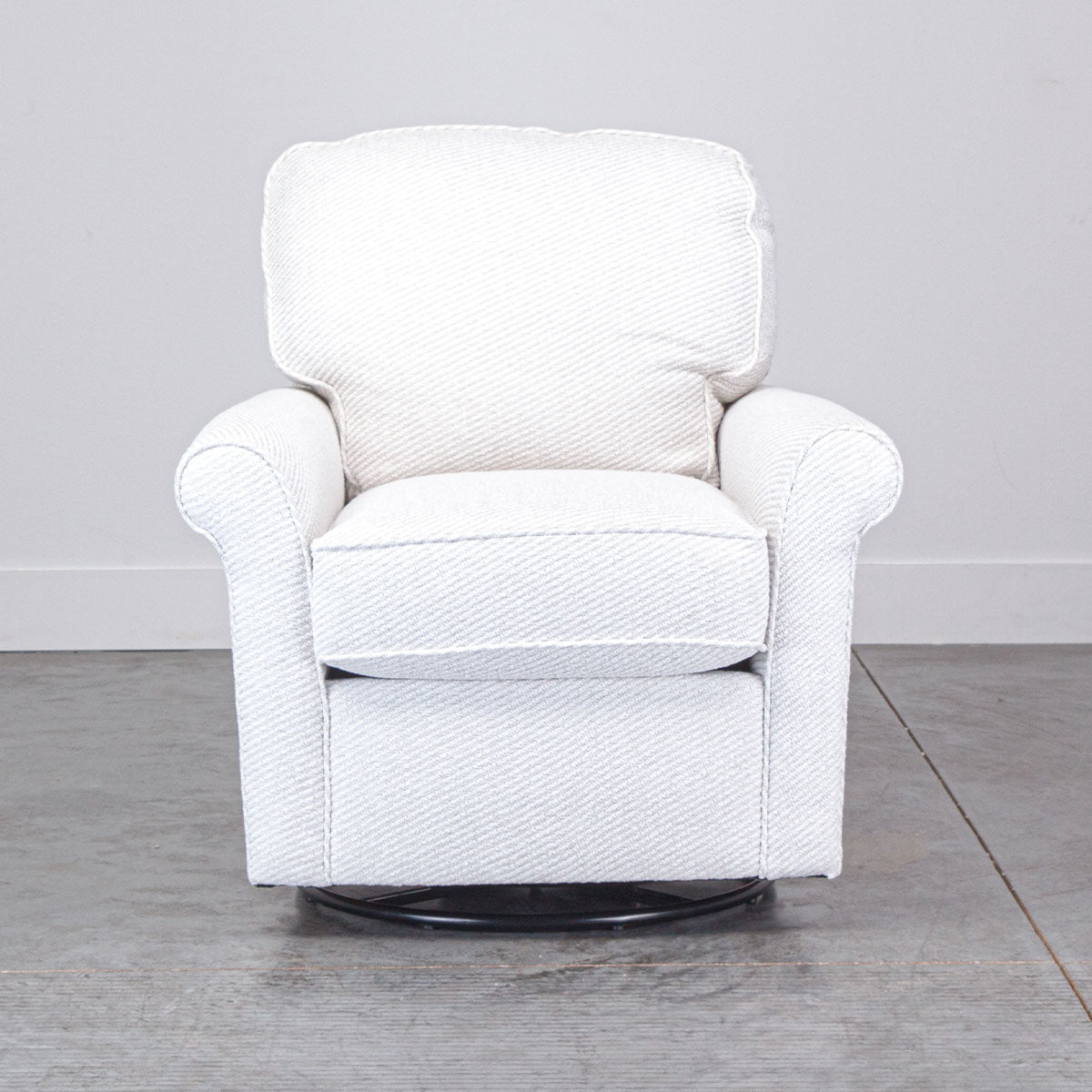 PARKWAY SWIVEL GLIDER CHAIR