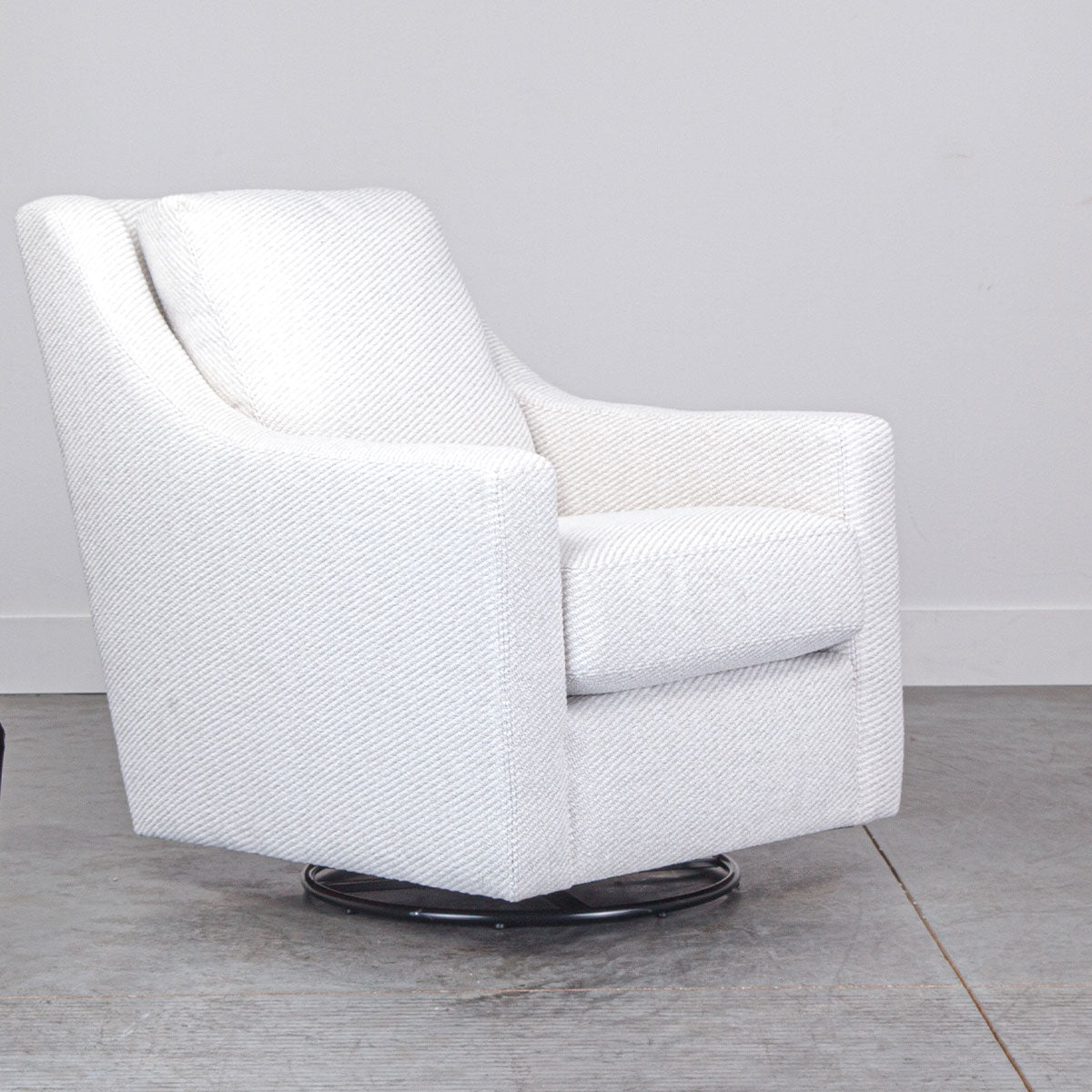 MURPH SWIVEL GLIDER CHAIR