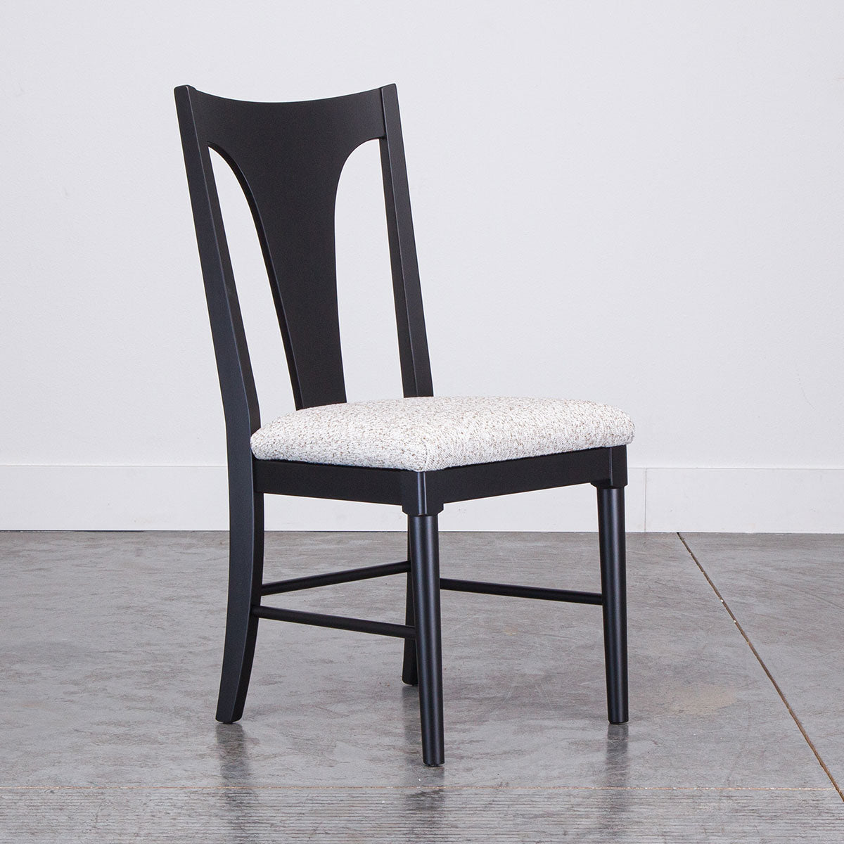 MAPLE GATHERING TBL W/8 CHAIRS