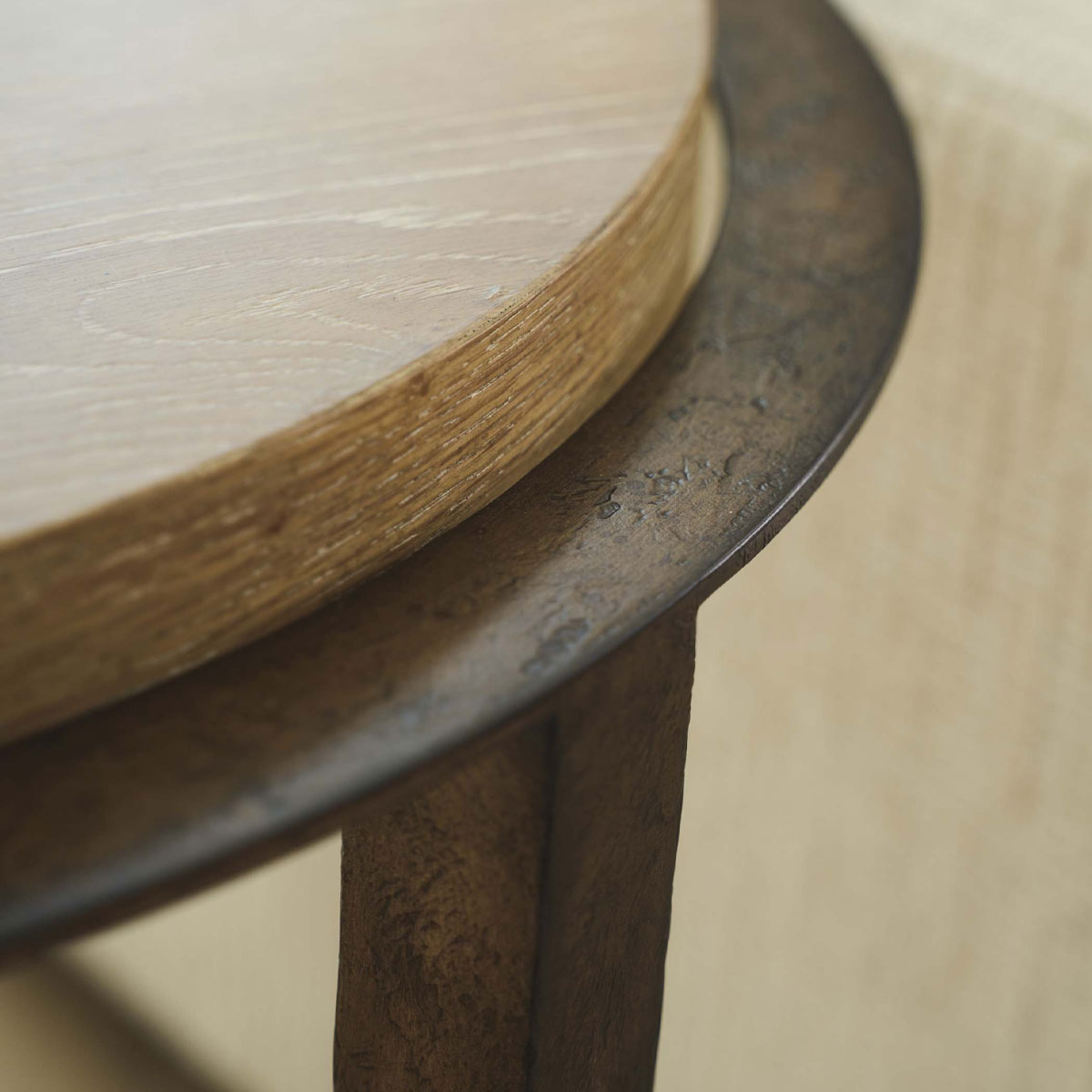 CATELONIA ROUND METAL SIDE TABLE