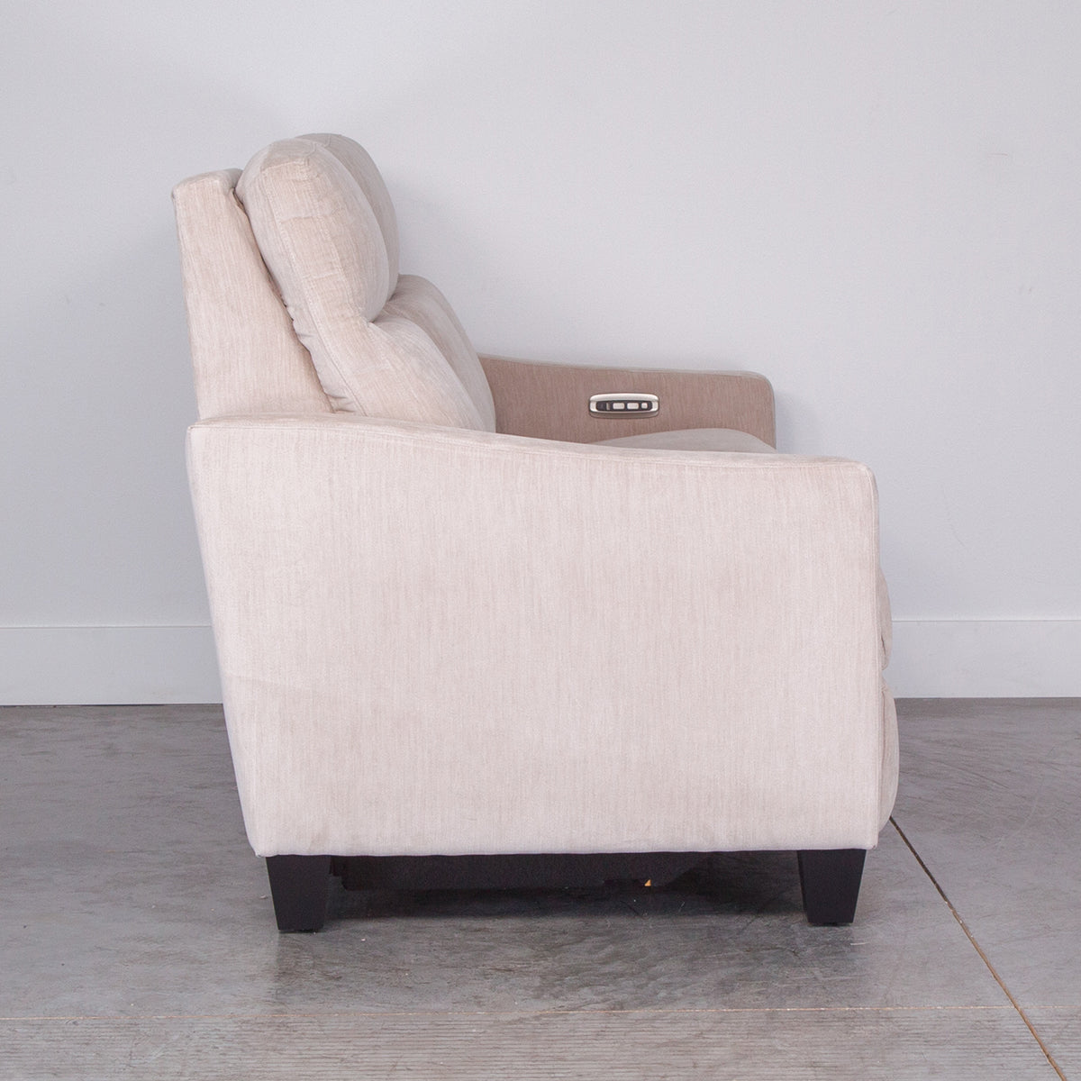 QUINAULT SOFA W/PHR