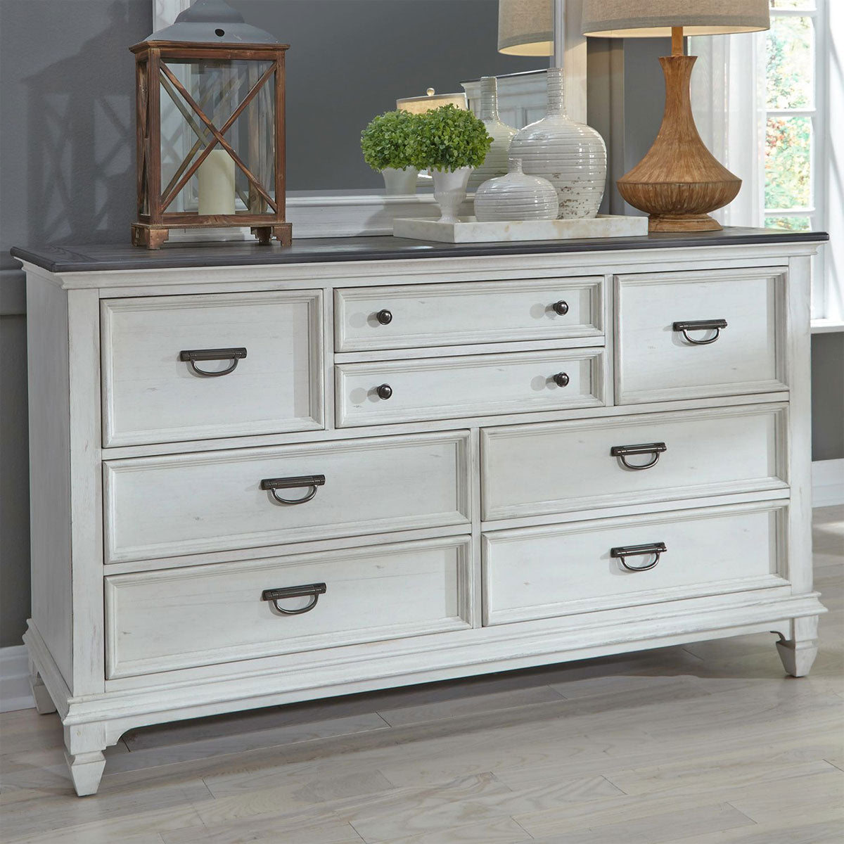 ALLYSON PARK 8 DRW DRESSER