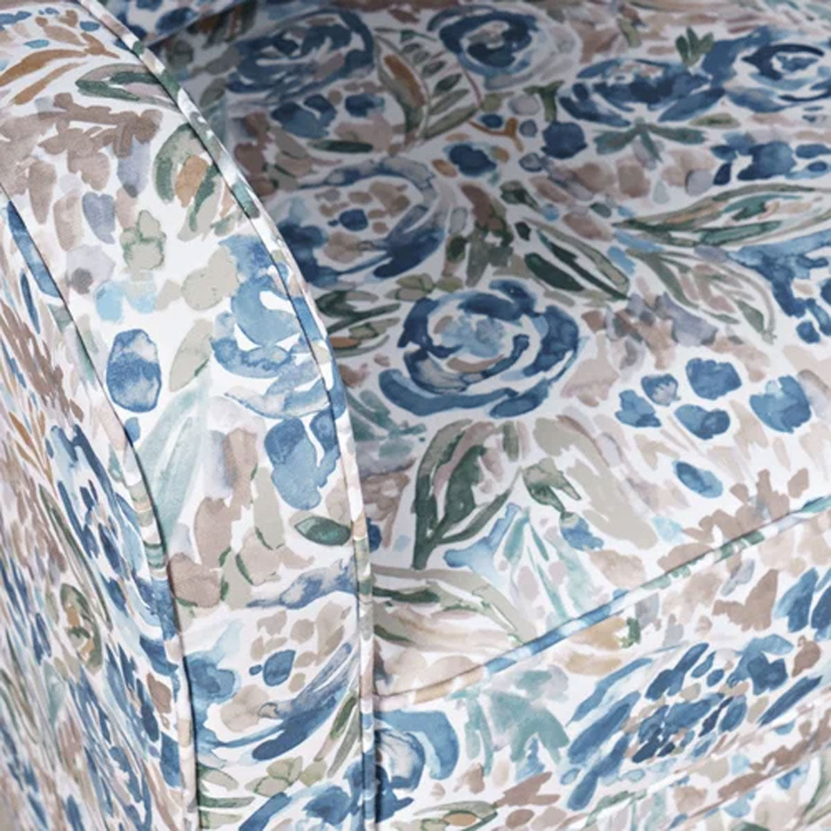 BLOOM SWIVEL ACCENT CHAIR