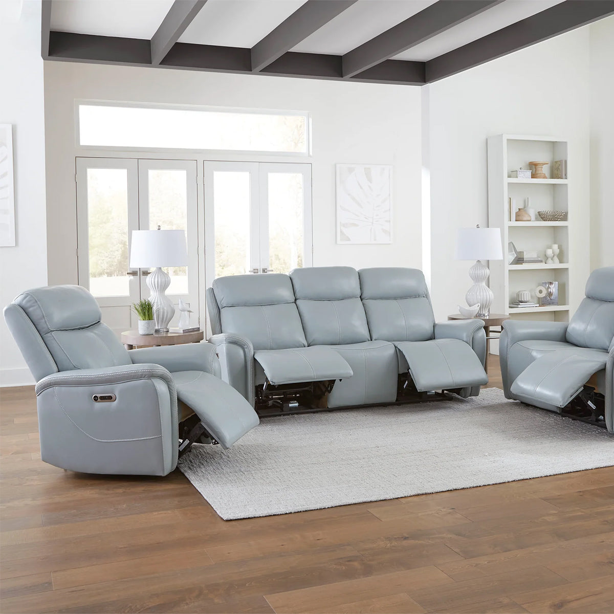 PLATINUM RECLINER W/PHR