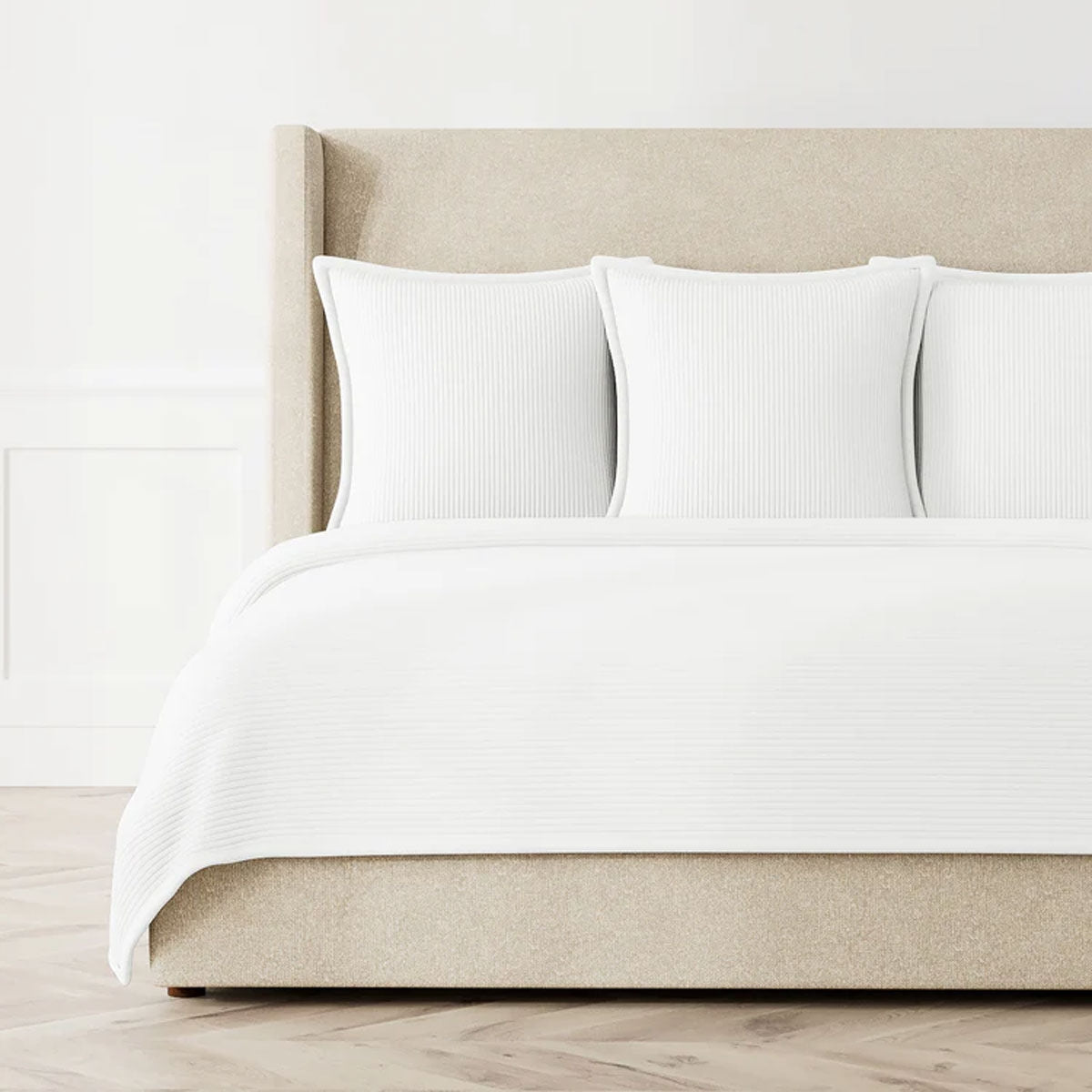 Linea White Queen Coverlet Set
