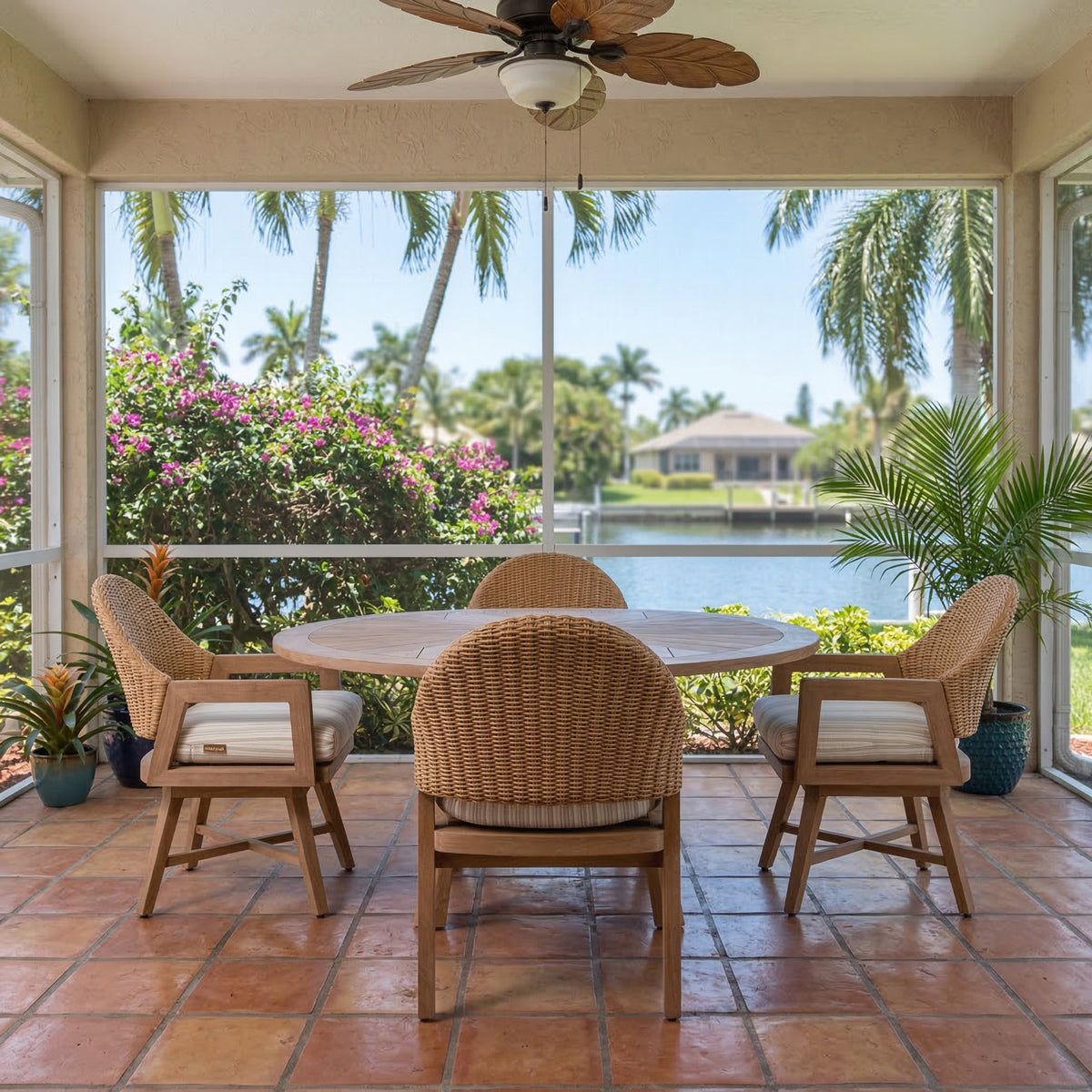 ISLE OF PALM 5PC RND W/CUSH