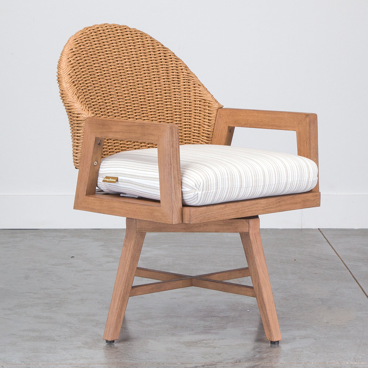 ISLE OF PALM 5PC RND W/CUSH