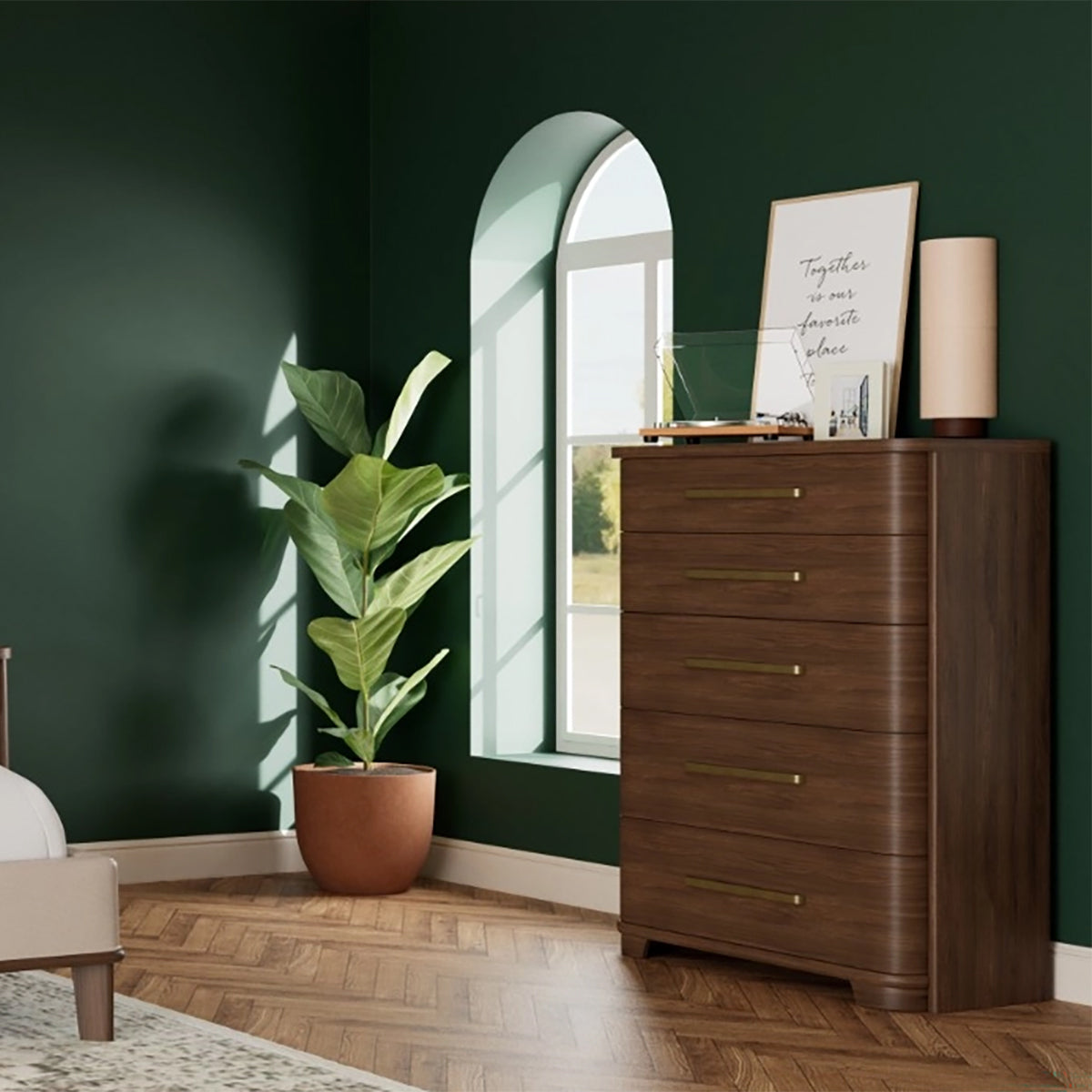 DELIA CHEST