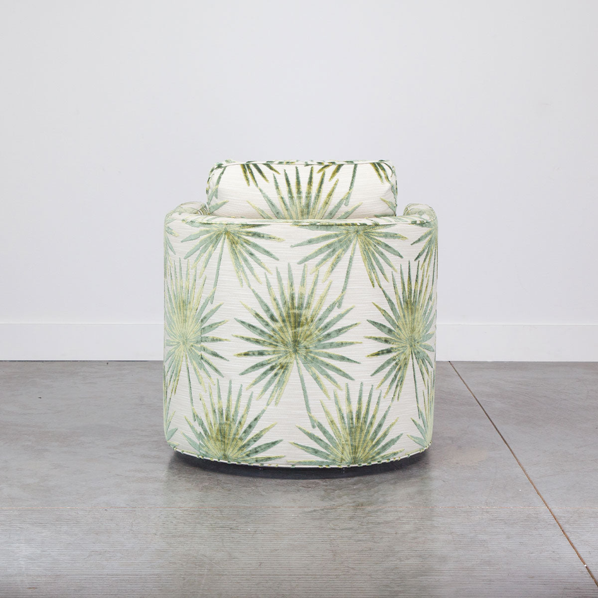 DORADO BEACH SWIVEL CHAIR
