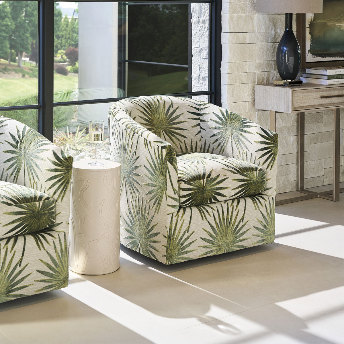 CORAZON ACCENT TABLE