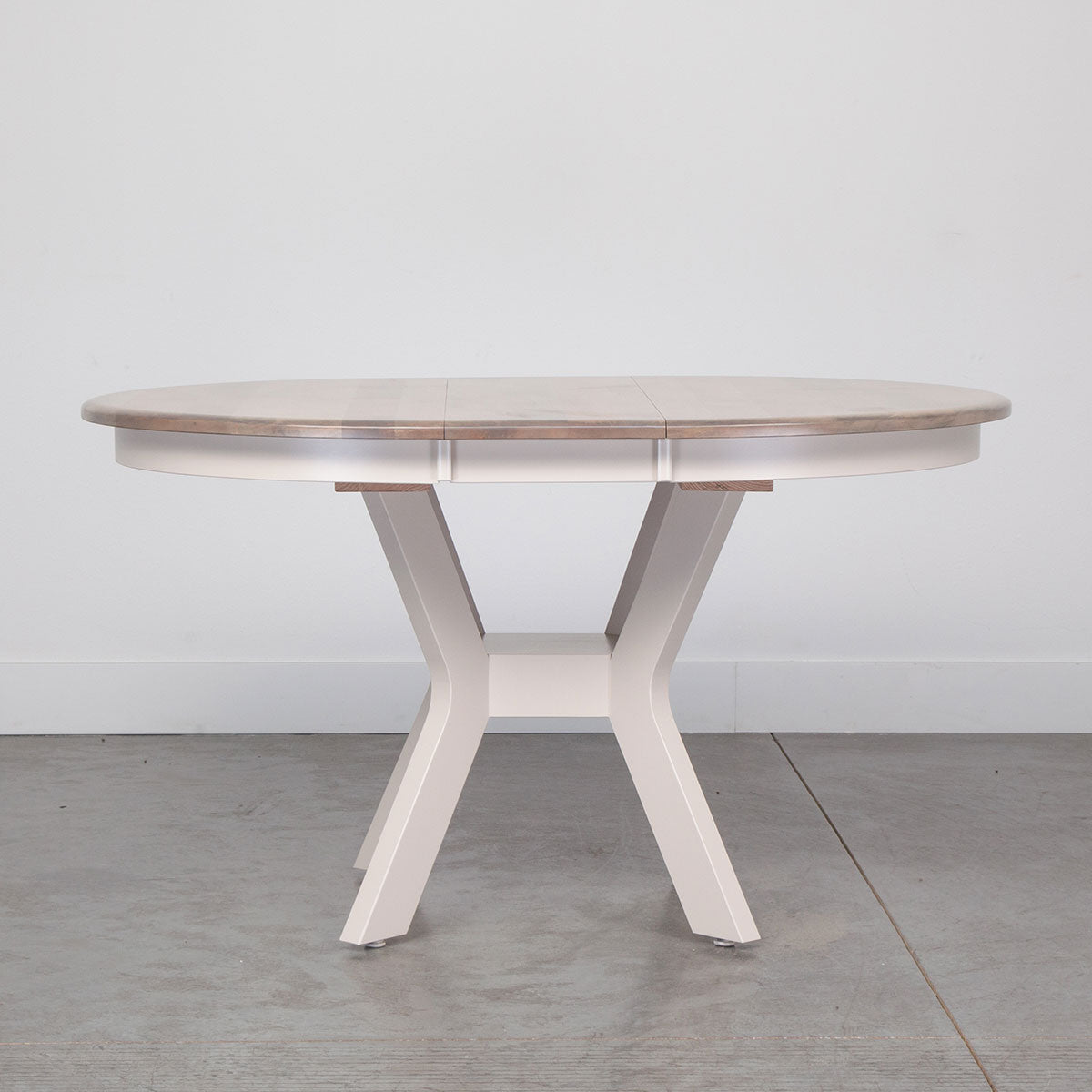 MAPLE 42" RND TABLE W/12" LEAF