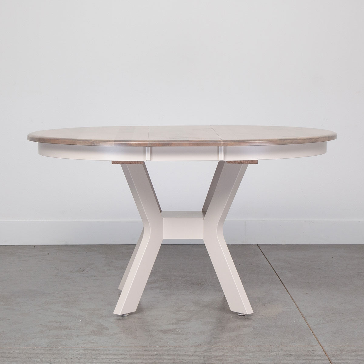 MAPLE 42" RND TABLE W/12" LEAF