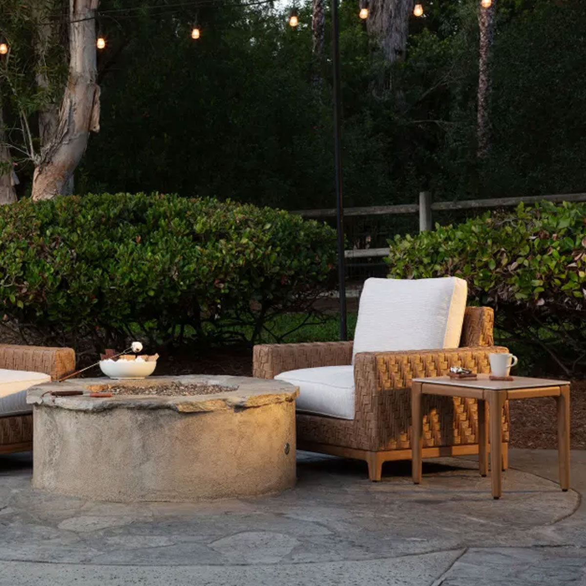 CATALINA END TABLE