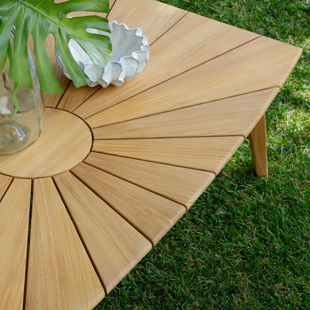 HARBOR COFFEE TABLE