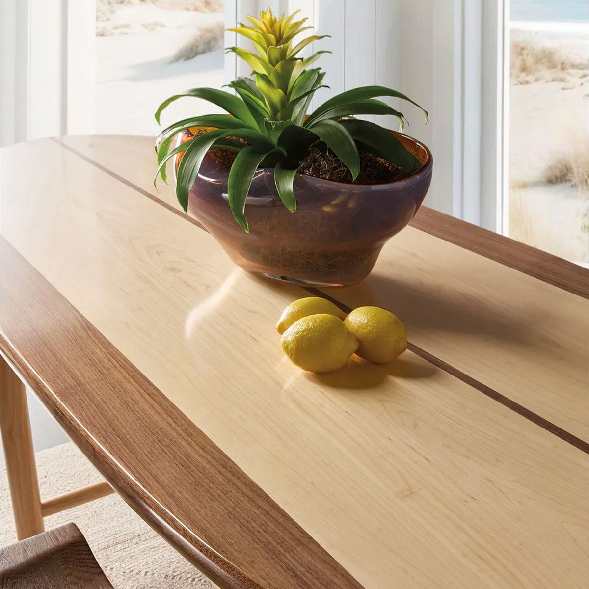 CRUISER GATHERING TABLE