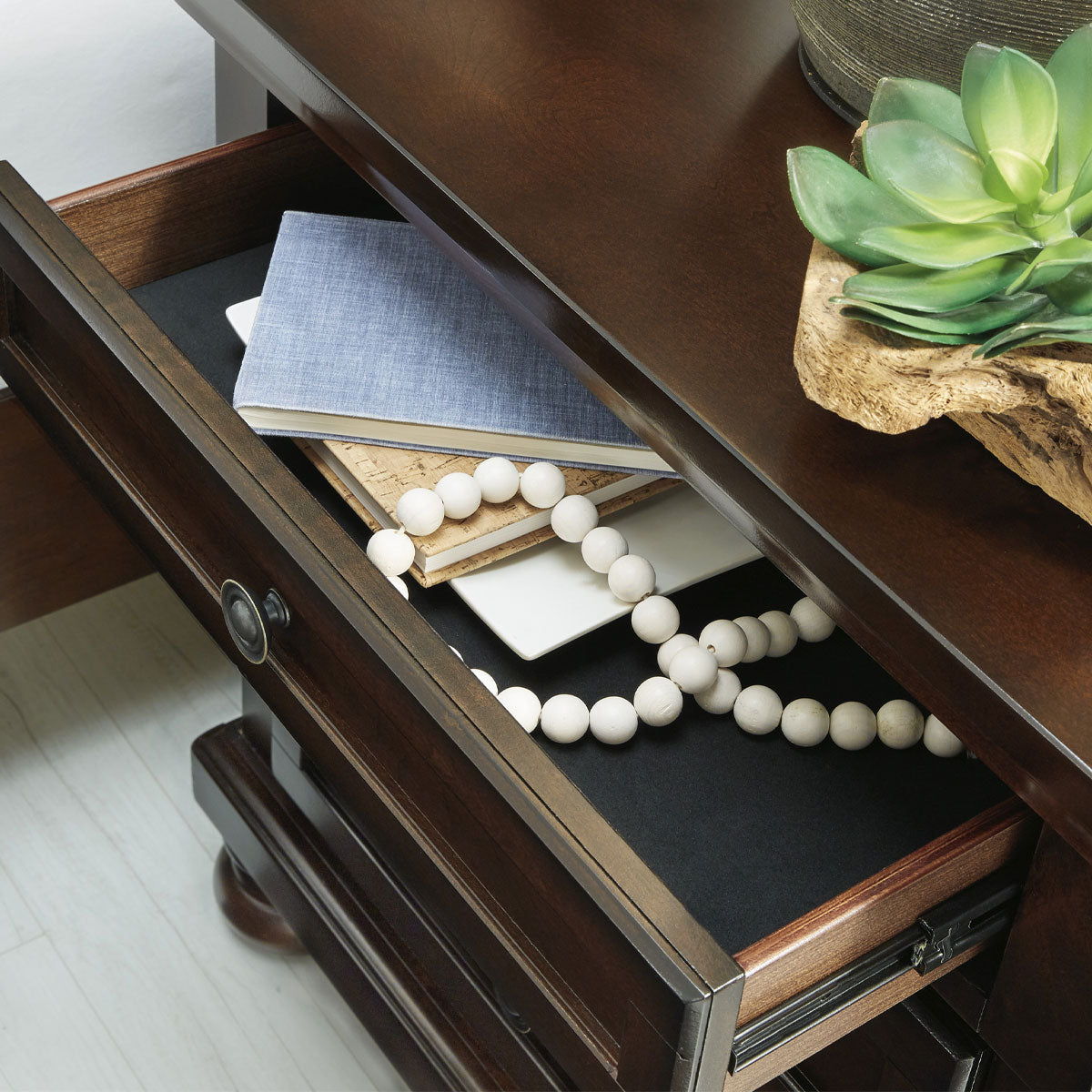 Kenley Brw Nightstand