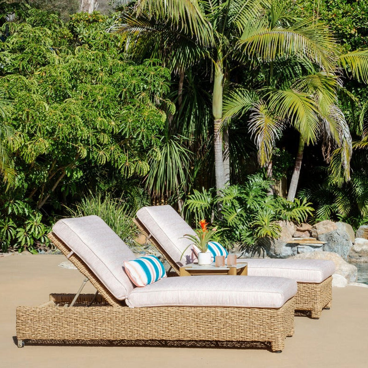 SOMERSET CHAISE