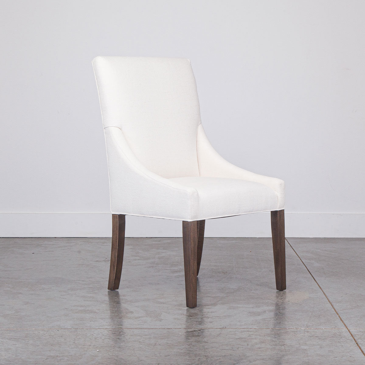 ALICE MAPLE SLOPE ARM UPH CHR