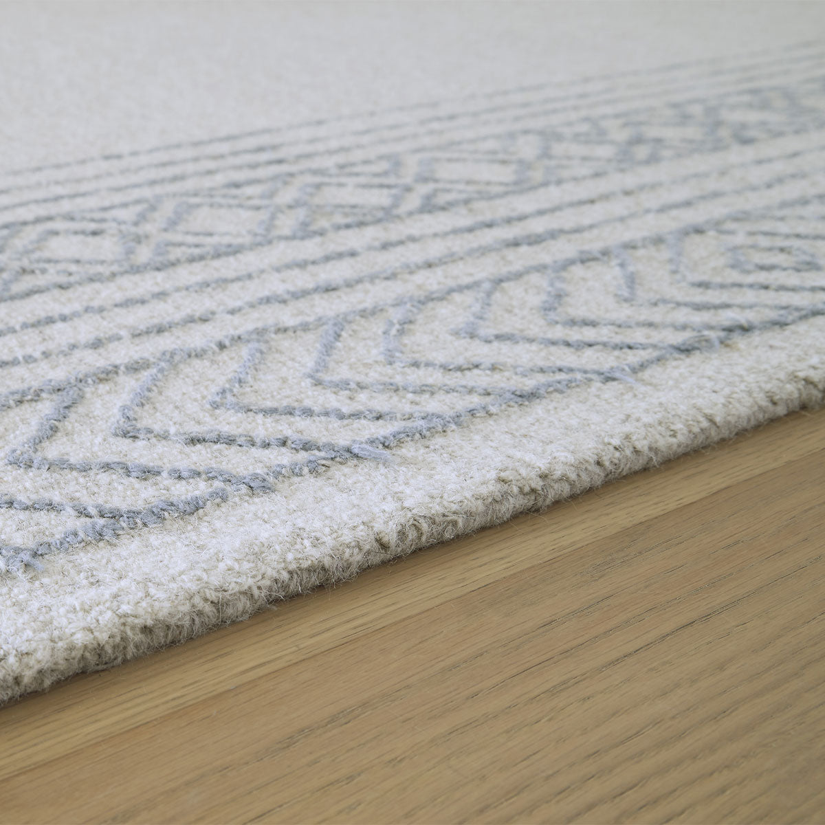 AZELHURST MEDIUM 5X7 RUG