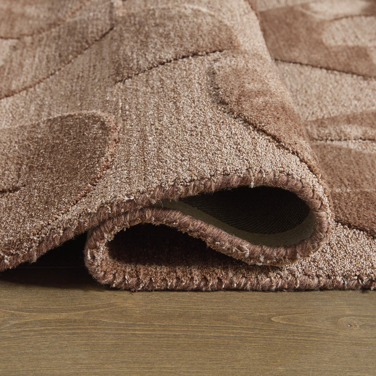 PERRENTON LARGE 8X10 RUG