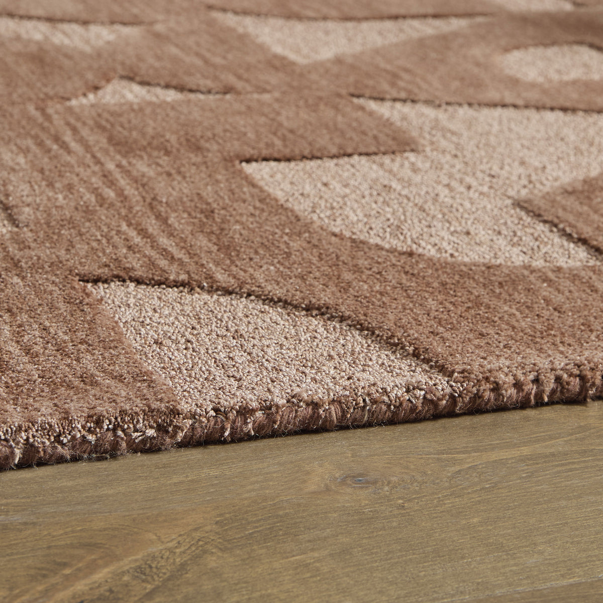 PERRENTON LARGE 8X10 RUG