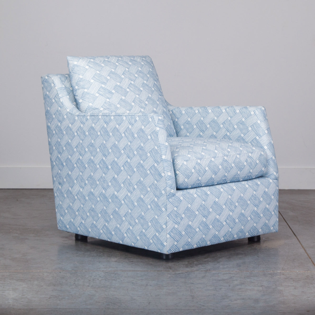 SLACK TIDE SWIVEL CHAIR