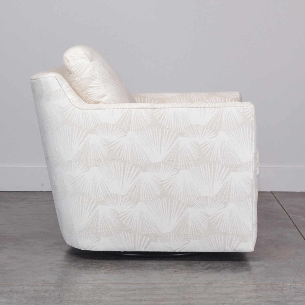 ANGUILLA SWIVEL CHAIR