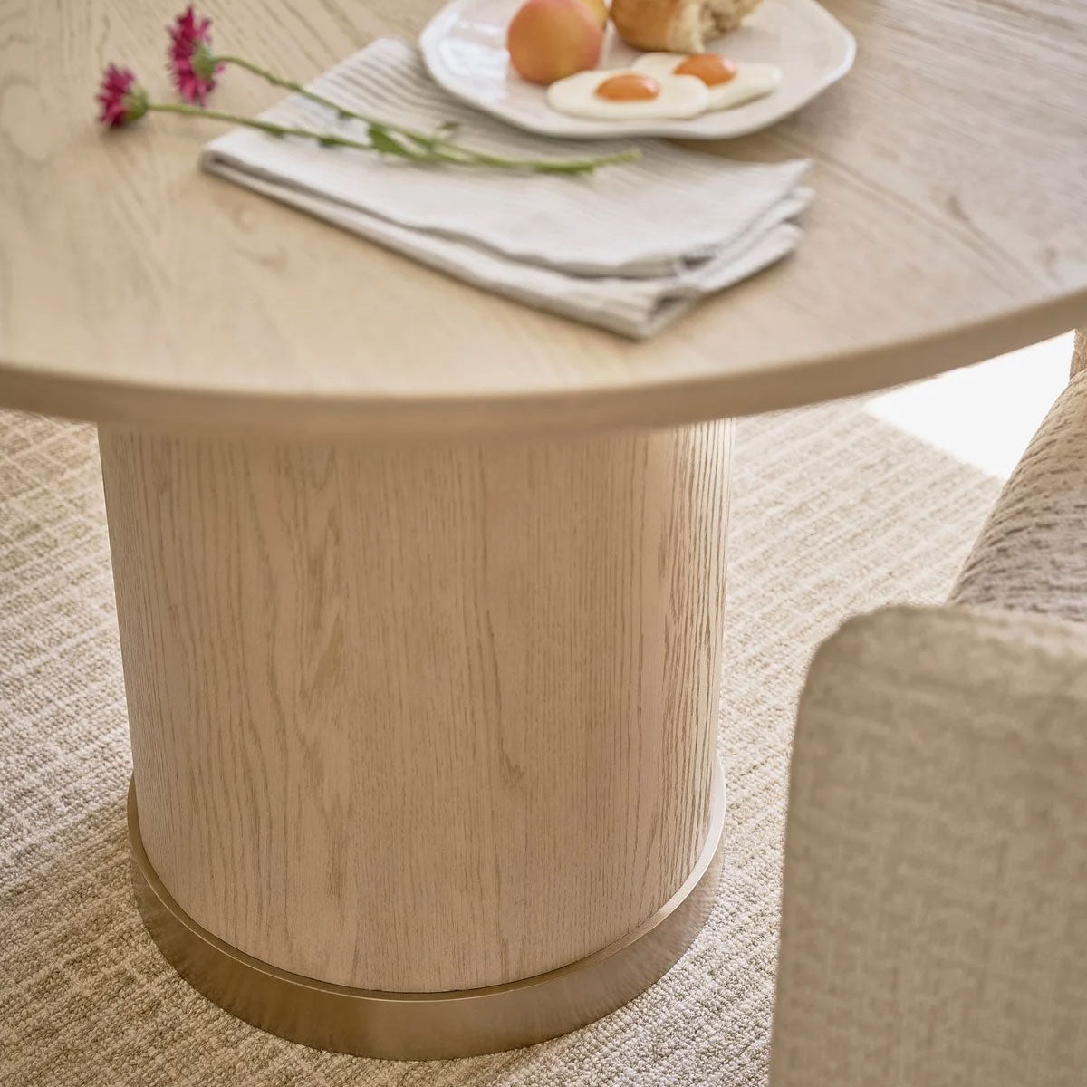 VELORA OVAL DINING TABLE