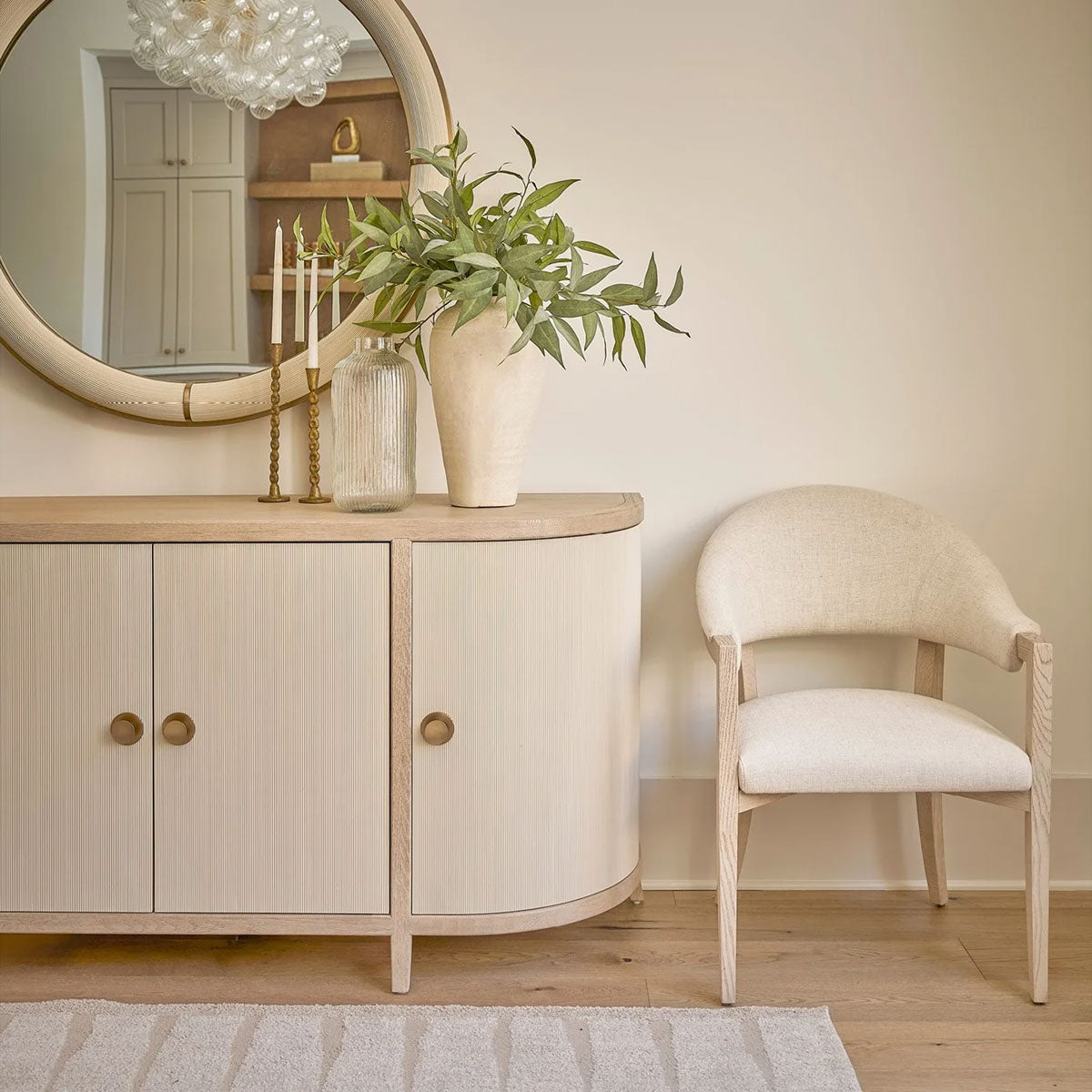 VELORA ARM CHAIR