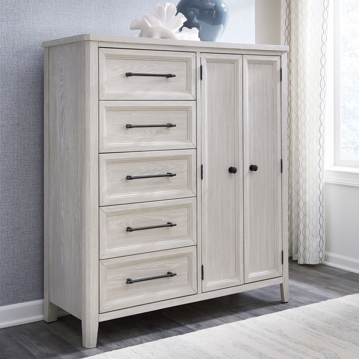 DARBONTON DOOR CHEST