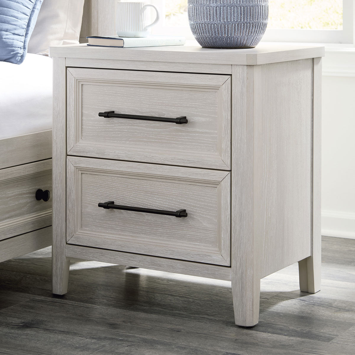 Darbonton 2drw Nightstand