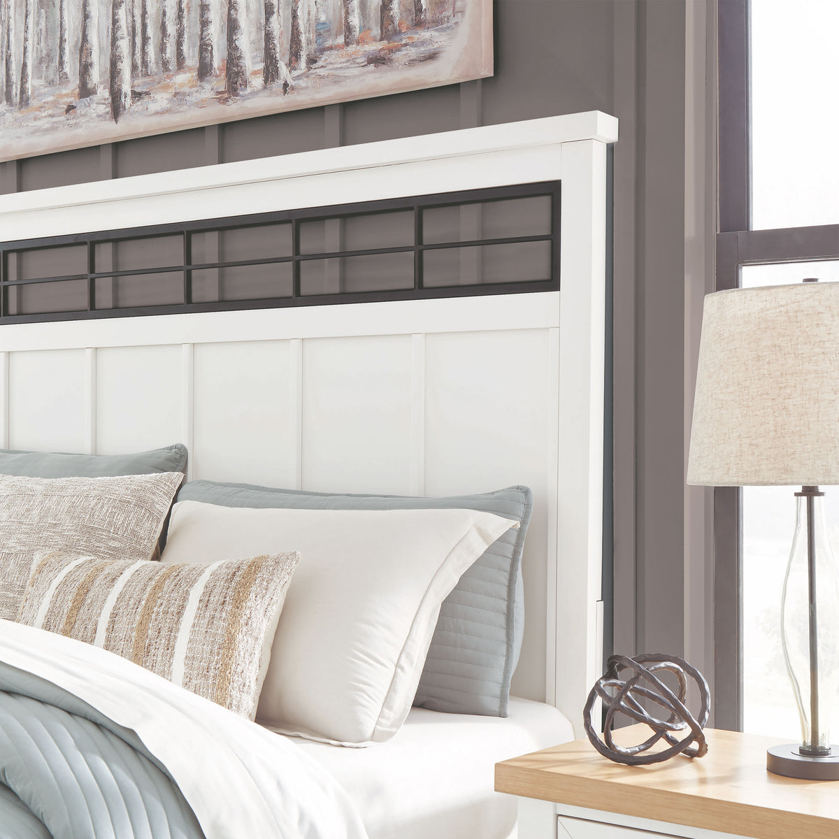 Ashbryn Storage Bed