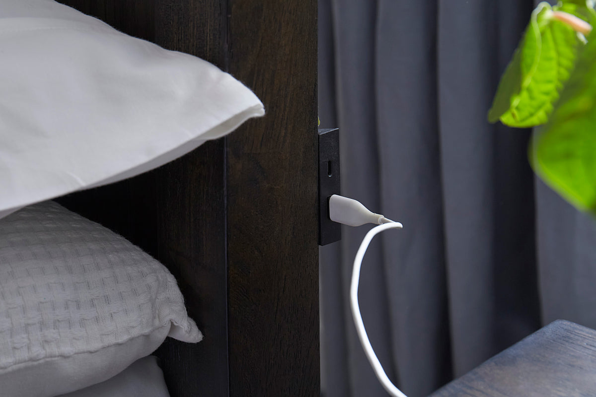 cambridge bed #color_black