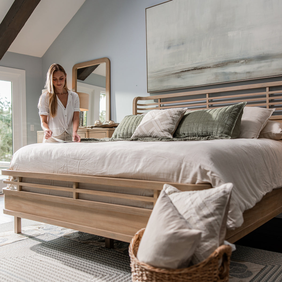 Monterey Bed